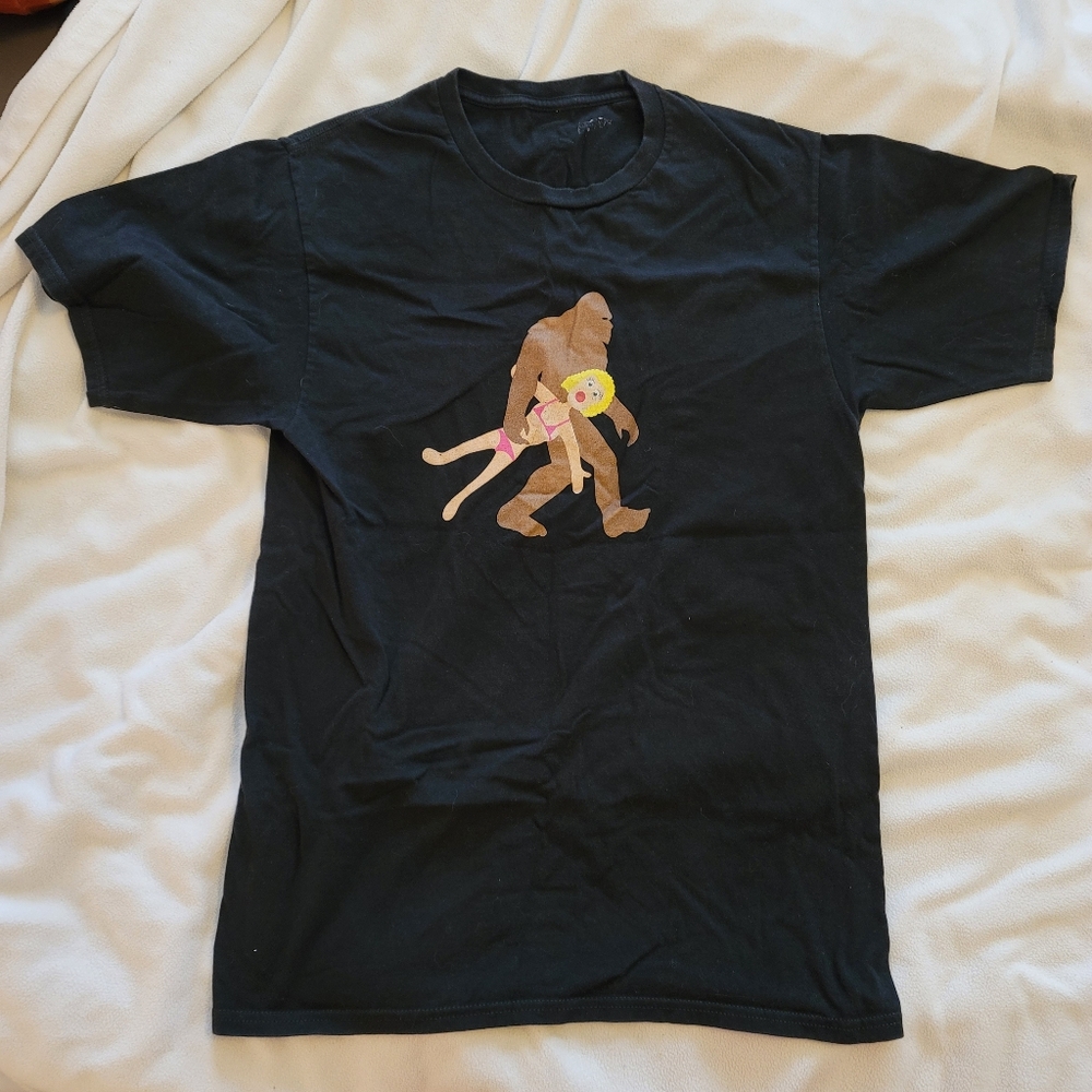 Sasquatch Bigfoot with Doll t shirt